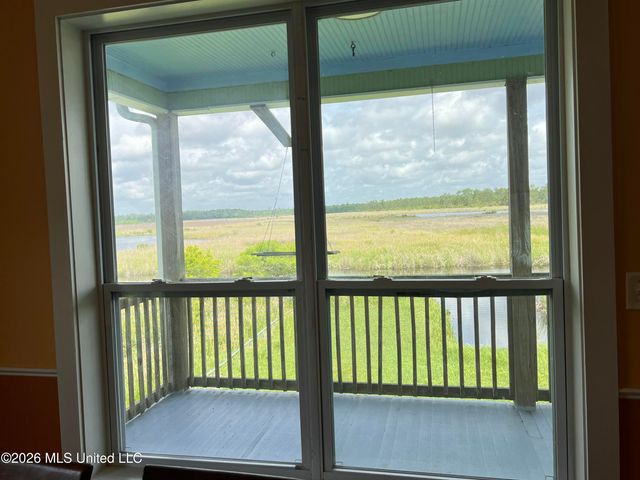 11053 N Shore Drive, Bay Saint Louis, MS 39520