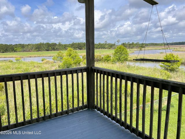 11053 N Shore Drive, Bay Saint Louis, MS 39520