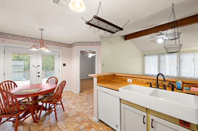 11709 Rotherham DR, Austin, TX 78753