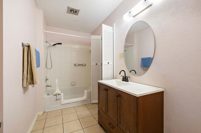 11709 Rotherham DR, Austin, TX 78753