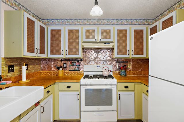11709 Rotherham DR, Austin, TX 78753