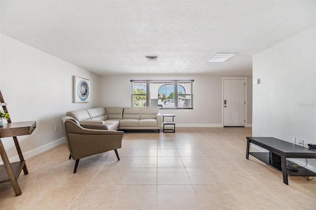 4468 RUDDER WAY, New Port Richey, FL 34652