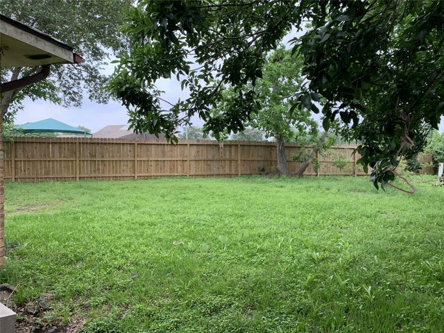 2306 Doverglen Drive, Missouri City, TX 77489