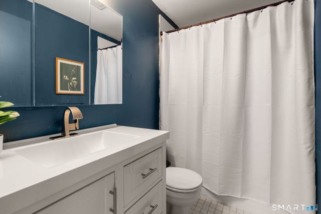 32 Rushford Meade 32, Granby, CT 06035