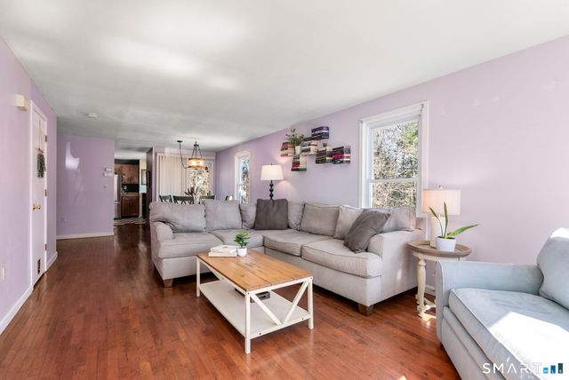 32 Rushford Meade 32, Granby, CT 06035