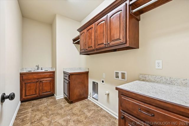 4311 S 187th East Avenue, Tulsa, OK 74134