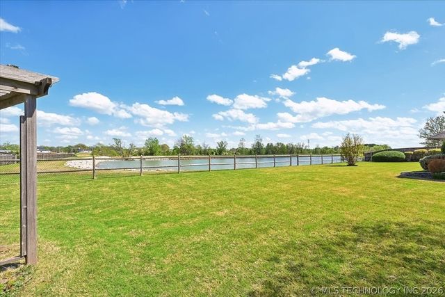 4311 S 187th East Avenue, Tulsa, OK 74134