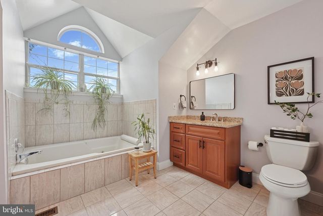 805 SPICE BUSH, Ambler, PA 19002