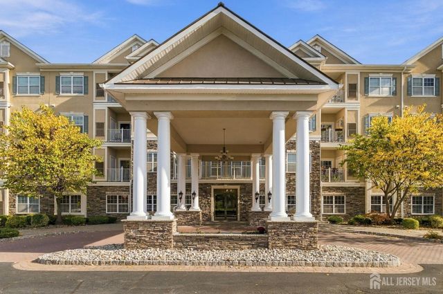 540 Cranbury Road 104, East Brunswick, NJ 08816