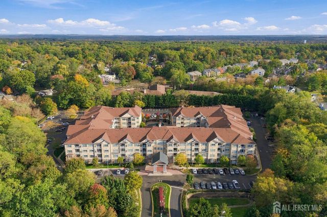 540 Cranbury Road 104, East Brunswick, NJ 08816