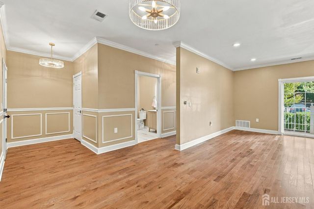 540 Cranbury Road 104, East Brunswick, NJ 08816