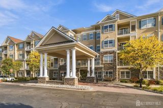 540 Cranbury Road 104, East Brunswick, NJ 08816