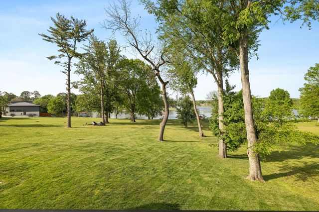 103 Walnut Dr, Hendersonville, TN 37075
