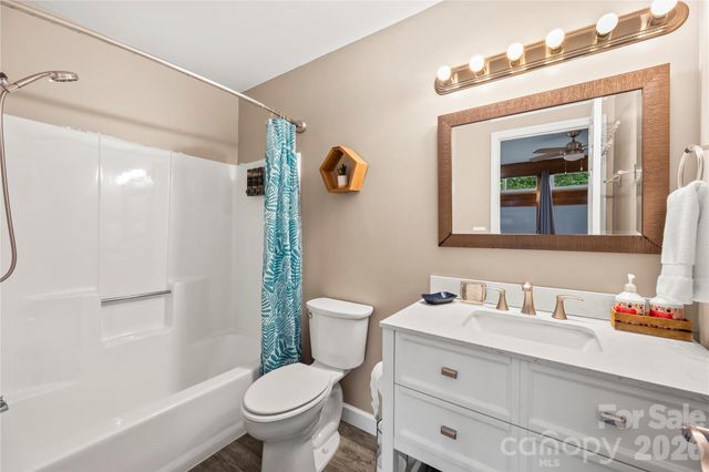 15 N Garden Court, Fletcher, NC 28732