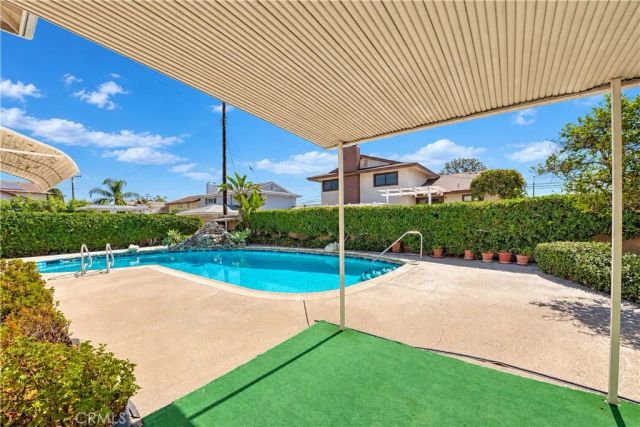 1524 W Flippen Court, Anaheim, CA 92802