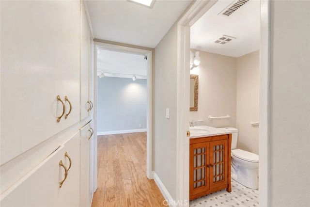 1524 W Flippen Court, Anaheim, CA 92802