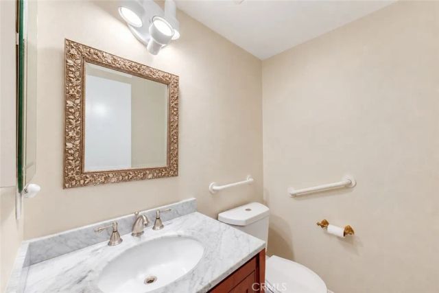 1524 W Flippen Court, Anaheim, CA 92802