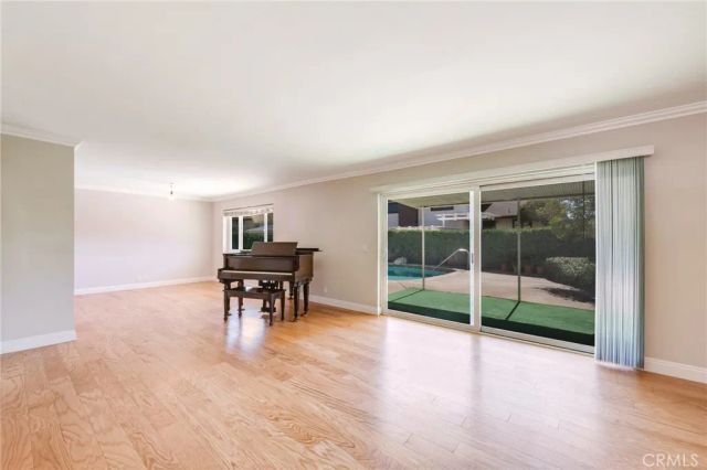 1524 W Flippen Court, Anaheim, CA 92802