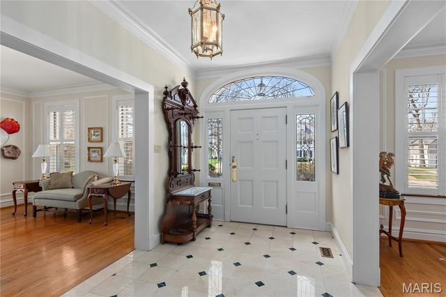 418 Yorkshire Place, Webster Groves, MO 63119