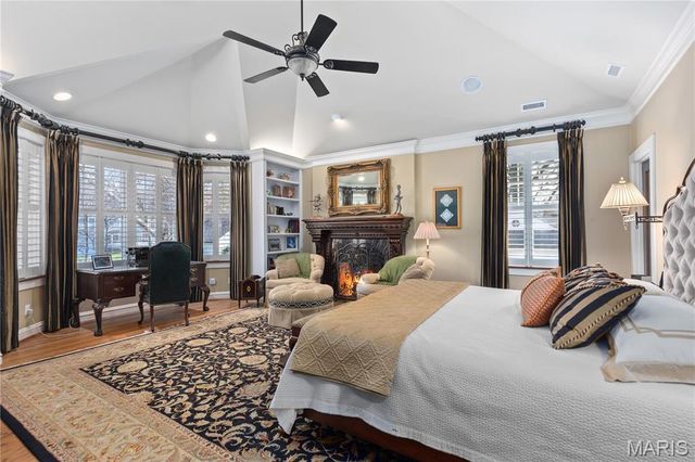 418 Yorkshire Place, Webster Groves, MO 63119