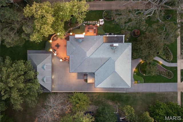 418 Yorkshire Place, Webster Groves, MO 63119