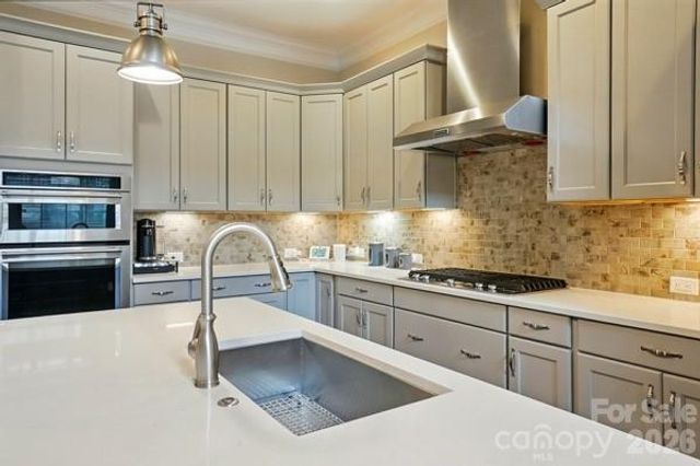 5107 Waldron Meadow Drive, Charlotte, NC 28226