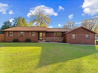 2993 FLEETWOOD DRIVE, Green Bay, WI 54313