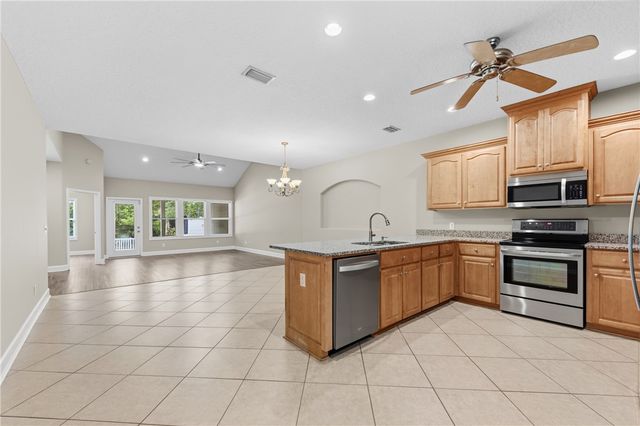449 Eagle Blvd, Kingsland, GA 31548