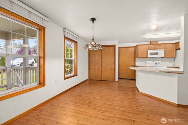 1410 Mark Twain Drive, Centralia, WA 98531