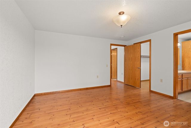 1410 Mark Twain Drive, Centralia, WA 98531