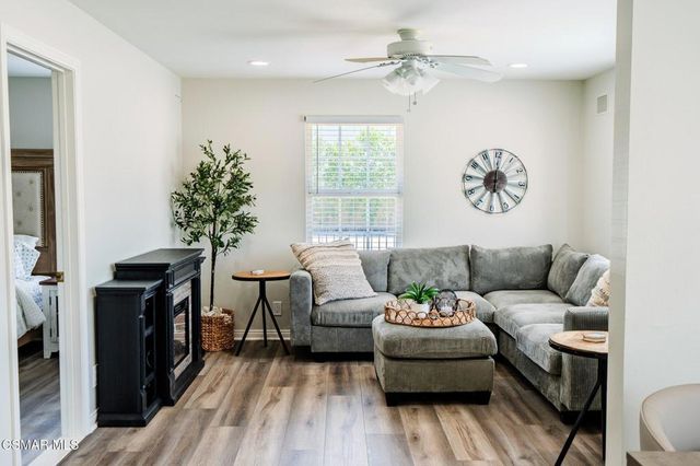 4475 Barnard Street, Simi Valley, CA 93063