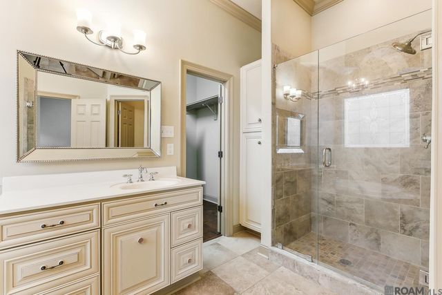 17561 Martin Lake Dr, Baton Rouge, LA 70816