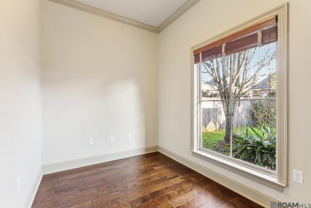 17561 Martin Lake Dr, Baton Rouge, LA 70816