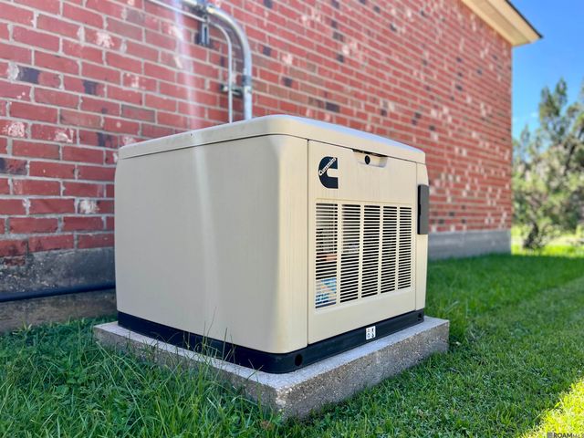 17561 Martin Lake Dr, Baton Rouge, LA 70816