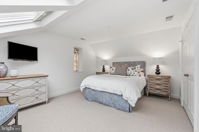 4956 QUEBEC ST NW, Washington, DC 20016