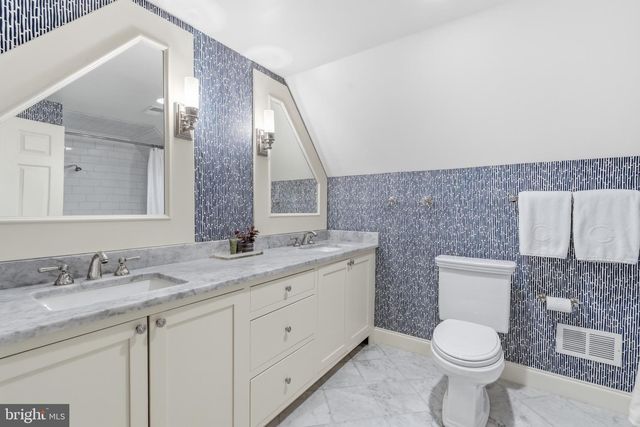 4956 QUEBEC ST NW, Washington, DC 20016