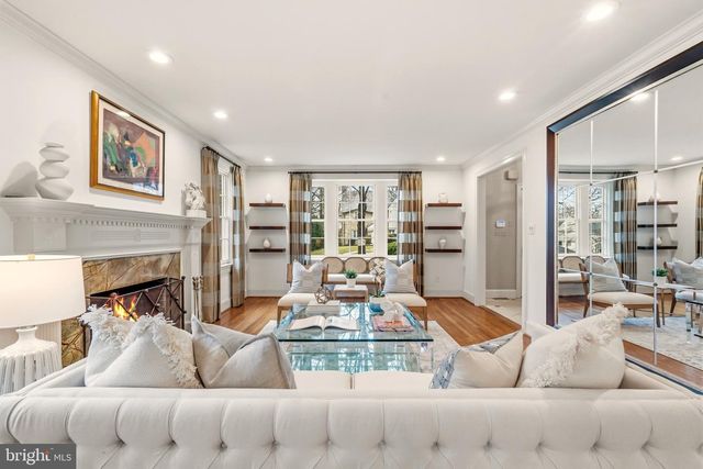 4956 QUEBEC ST NW, Washington, DC 20016