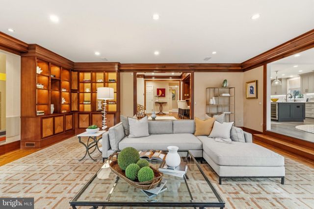 4956 QUEBEC ST NW, Washington, DC 20016