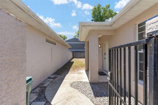 3620 NE 20TH PLACE, Ocala, FL 34470