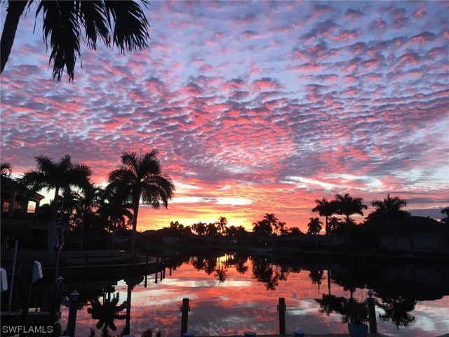 5015 Sorrento CT, Cape Coral, FL 33904