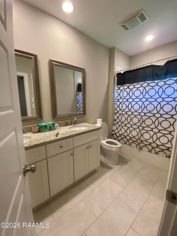219 Twin Meadow Lane, Lafayette, LA 70508