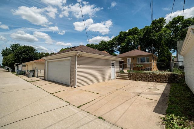 3315 N 91st STREET, Milwaukee, WI 53222
