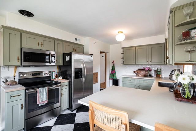 3315 N 91st STREET, Milwaukee, WI 53222