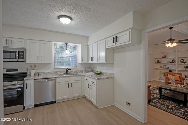 1727 POPLAR Drive, Orange Park, FL 32073
