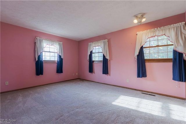 7412 Klingston Street NW, Massillon, OH 44646