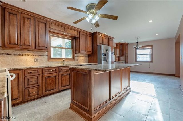 7412 Klingston Street NW, Massillon, OH 44646