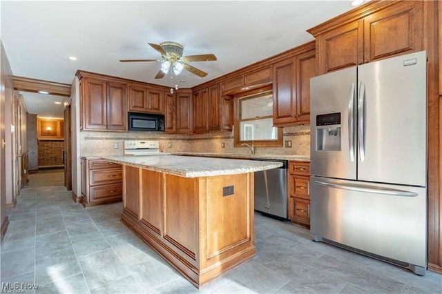 7412 Klingston Street NW, Massillon, OH 44646