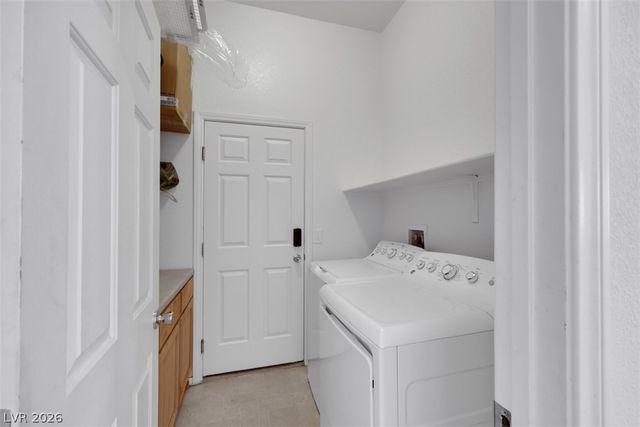 6635 AZURE CLOUDS WAY, Las Vegas, NV 89142