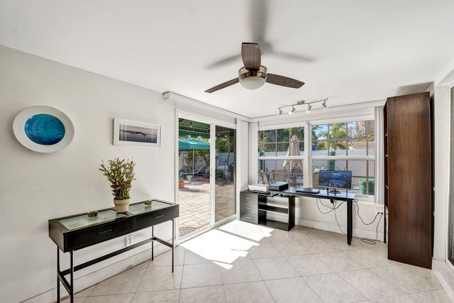 1036 NE 9th Avenue, Fort Lauderdale, FL 33304
