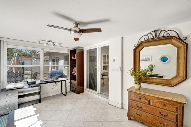 1036 NE 9th Avenue, Fort Lauderdale, FL 33304